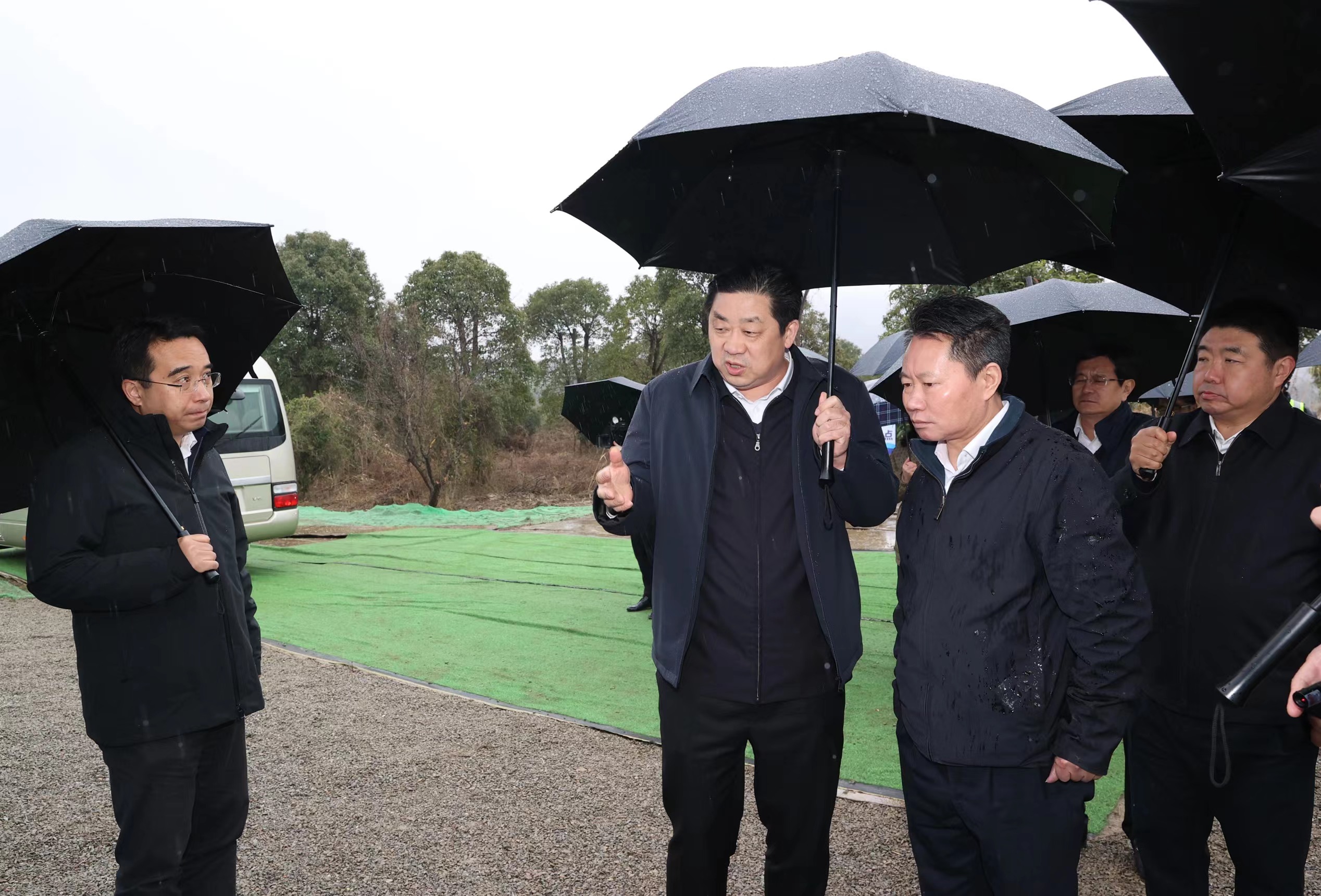 趙建軍帶隊調研推動太湖治理工作